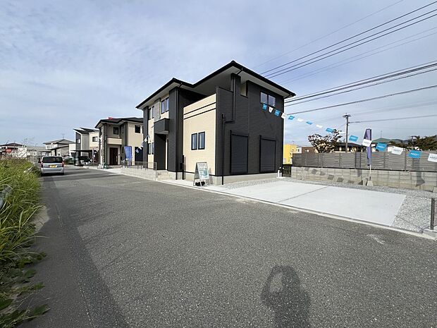 【前面道路含む現地写真】前面道路：西側5ｍ公道