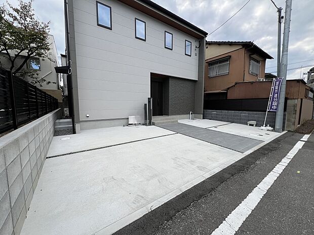 【駐車場】カースペースは3台分