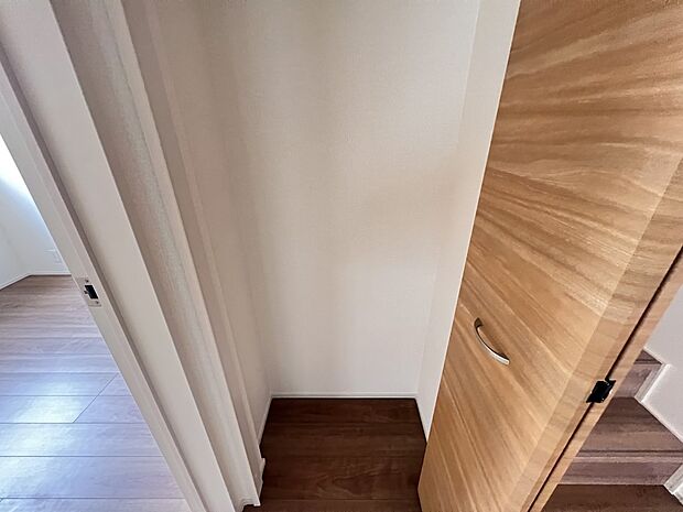 【収納】1階ホール　収納スペース(2号棟)