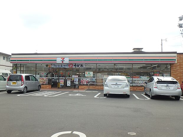 セブン-イレブン 福岡横浜２丁目店（約200m・徒歩3分）