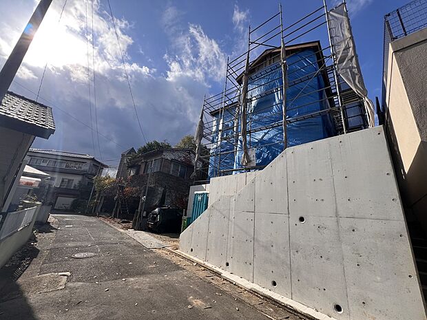 【前面道路含む現地写真】前面道路：東側4.1ｍ公道