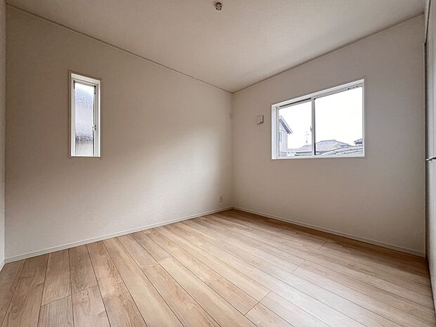 【洋室】洋室6帖 独立した洋室は合計3室ございます