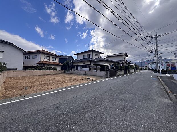 【前面道路含む現地写真】前面道路：西側7.9ｍ公道