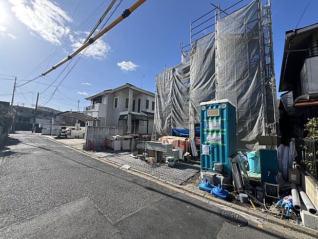 【前面道路含む現地写真】前面道路:南東側4m公道