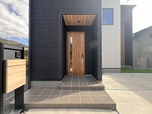 【玄関】玄関アプローチ