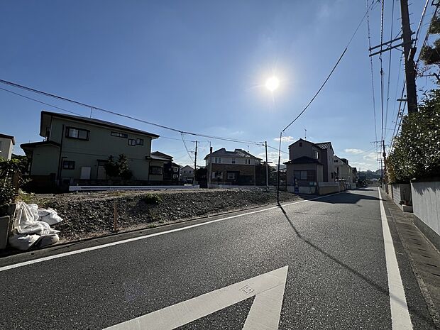 【前面道路含む現地写真】北西側6m公道