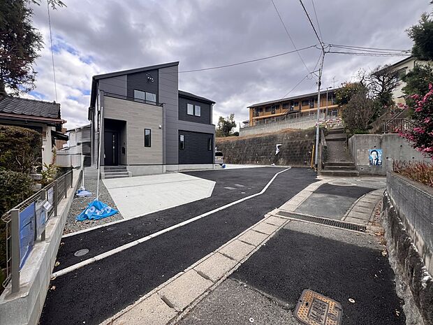 【前面道路含む現地写真】前面道路：西側4ｍ公道