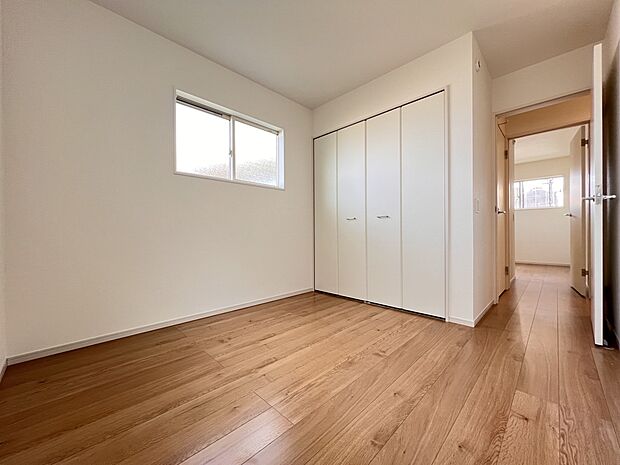 【洋室】洋室5帖 洋室は3部屋ご用意いたしました(7号棟)