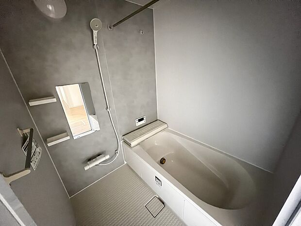 【同仕様写真(浴室)】オートバスシステム・浴室暖房換気乾燥機を搭載した1坪タイプの浴室(1号地同仕様)