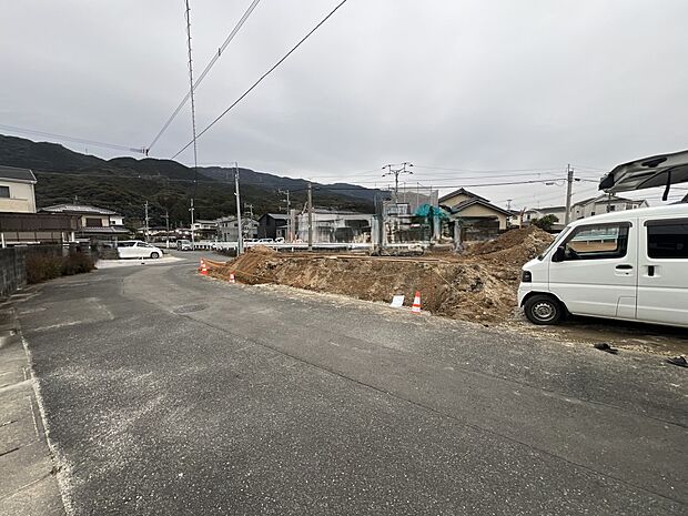 【前面道路含む現地写真】西側4m公道
