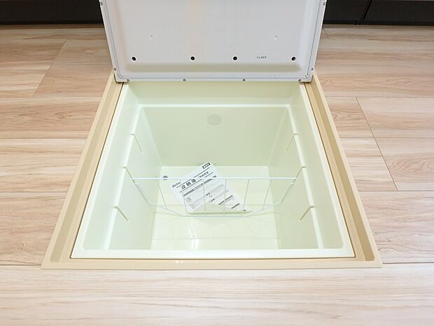 【その他設備】床下収納(同仕様)