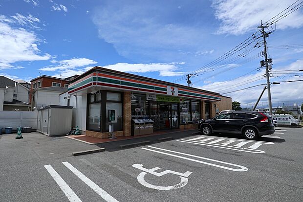 セブン-イレブン 太宰府梅ヶ丘店(約400m・徒歩5分)