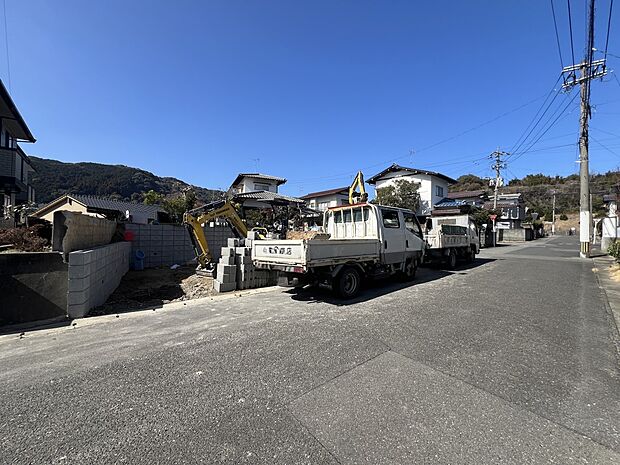 【前面道路含む現地写真】東側6m公道