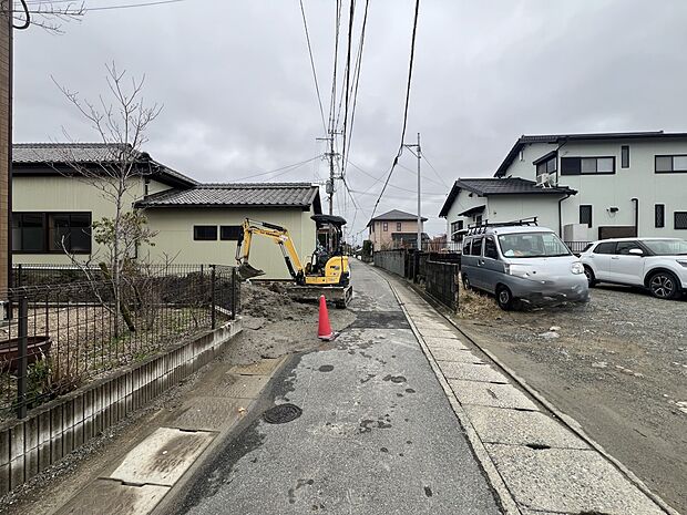 【前面道路含む現地写真】前面道路:西側3.8m公道