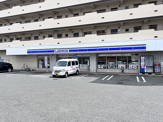 ローソン 堤一丁目店(約595m・徒歩8分)
