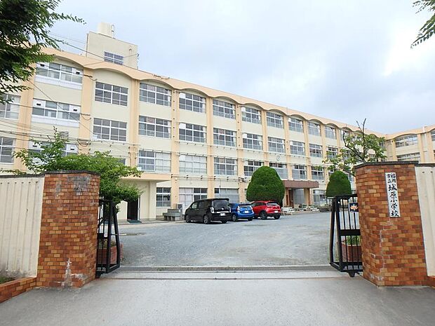 福岡市立城原小学校(約800m・徒歩10分)