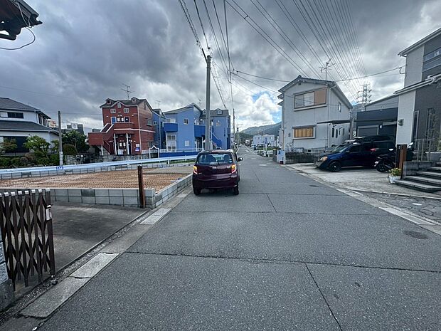 【前面道路含む現地写真】前面道路:西側6m公道