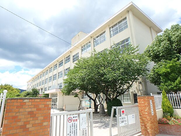福岡市立弥永西小学校(約650m・徒歩9分)