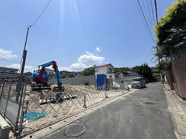 【前面道路含む現地写真】前面道路:南西側4m公道