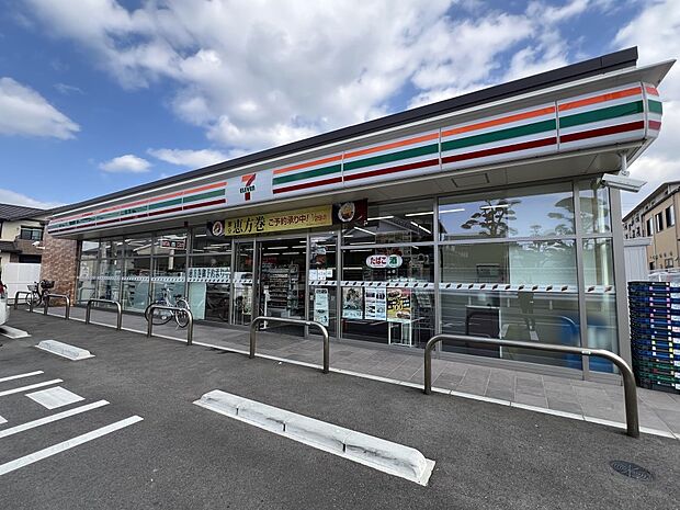 セブンイレブン福岡原8丁目店（約500m・徒歩7分）