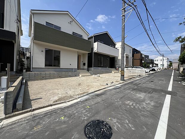 【前面道路含む現地写真】前面道路：南側4.4ｍ公道
