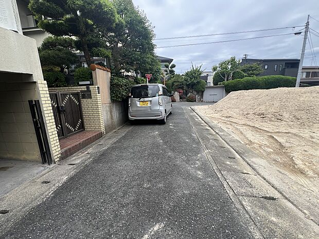 【前面道路含む現地写真】西側3.6m公道