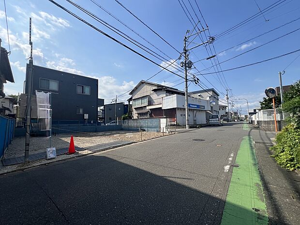 【前面道路含む現地写真】前面道路:東側6.1m公道