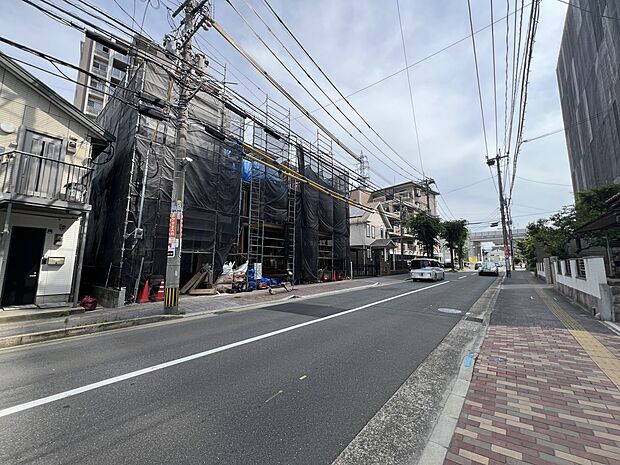 【前面道路含む現地写真】前面道路：北西側11.2m公道