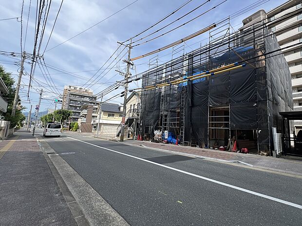 【前面道路含む現地写真】前面道路：北西側11.2m公道