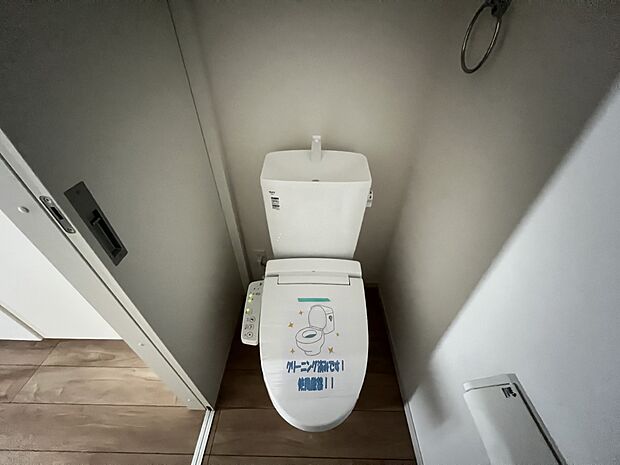 【トイレ】1.2階にトイレを設置しました!ウォシュレット機能付き(1号棟)