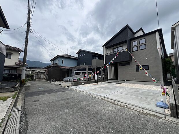 【前面道路含む現地写真】北西側3.9m公道