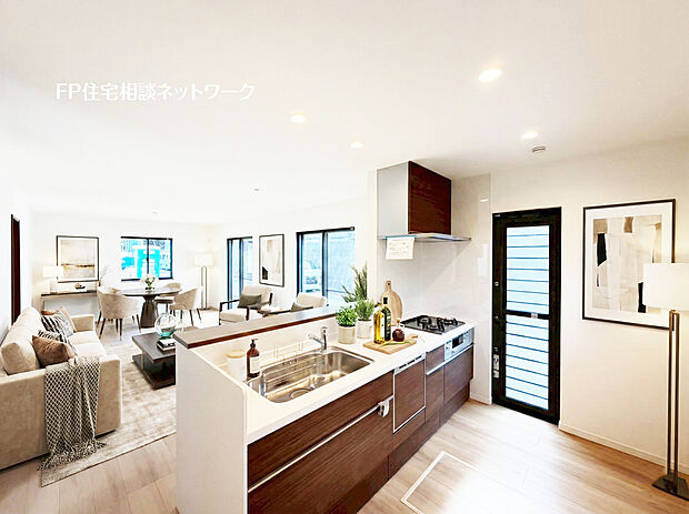 本画像はAIがCGで家具作成しており、実際の現地に家具は設置されておりません。また、販売価格に家具等は含まれておりません。(2号棟)