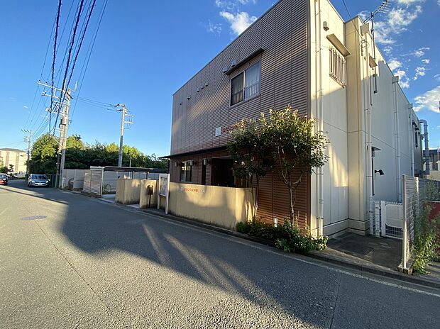 にじいろ保育園（約260m）