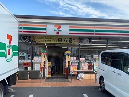 セブンイレブン川崎野川台西店 350m