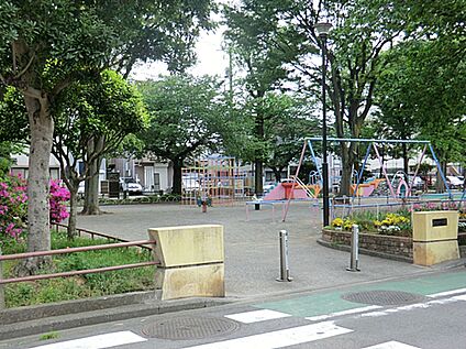 久保町公園 950ｍ