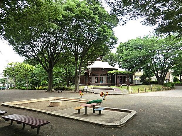 境之谷公園（約850m）