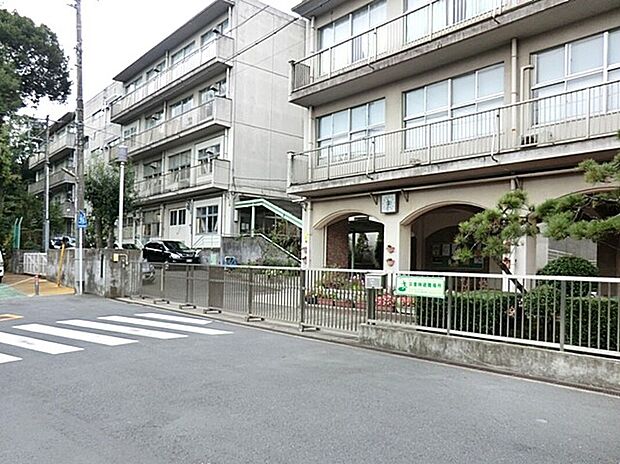 横浜市立老松中学校（約900m）