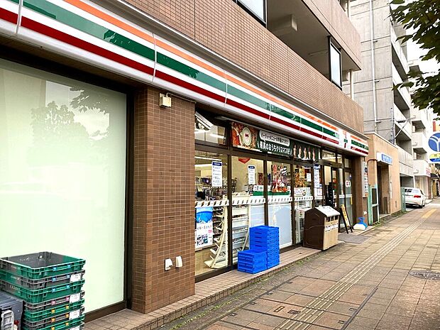 セブンイレブン横浜三ツ沢下町店（約450m）