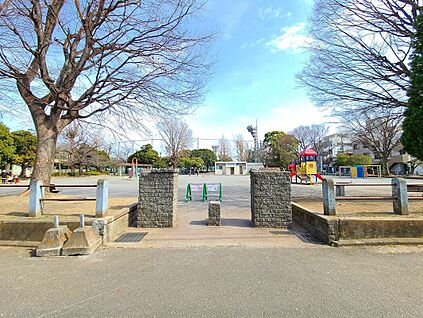 潮田公園 650m