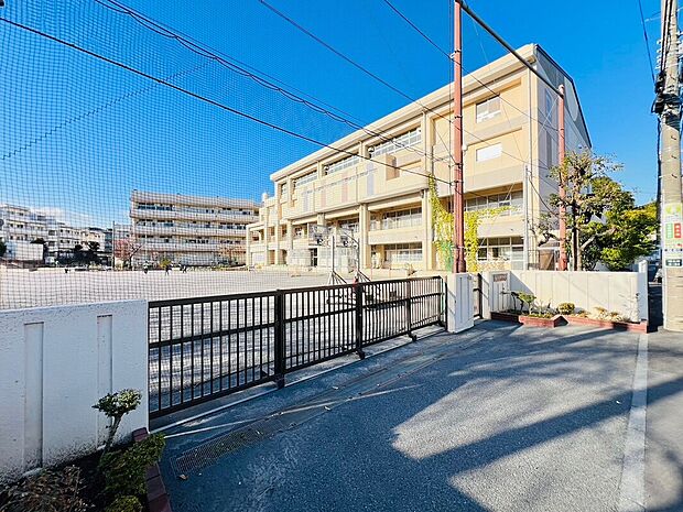 横浜市立神大寺小学校(約160m)