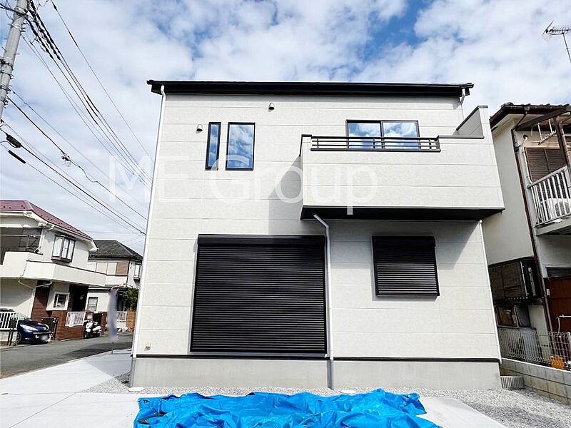 洗練された外観、上質な住空間が広がる室内は永く安心して過ごせる住居です。 