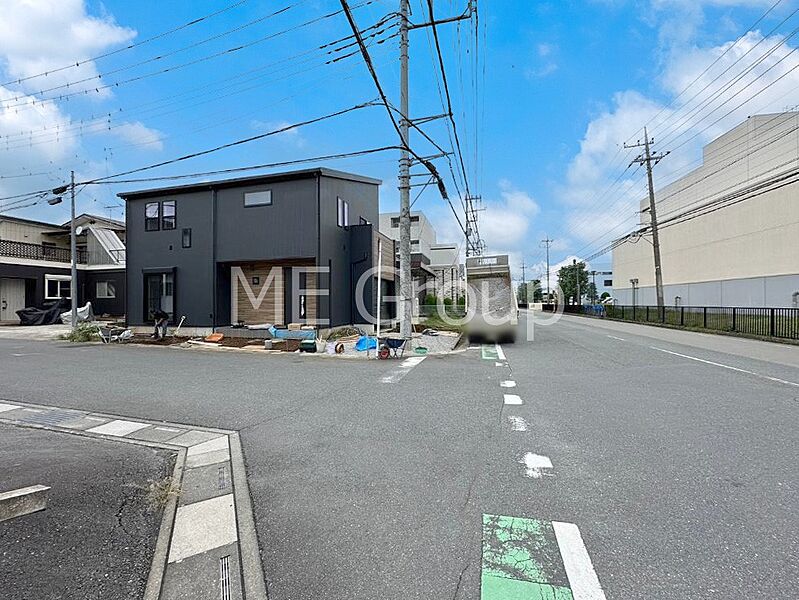 前面道路含む現地写真