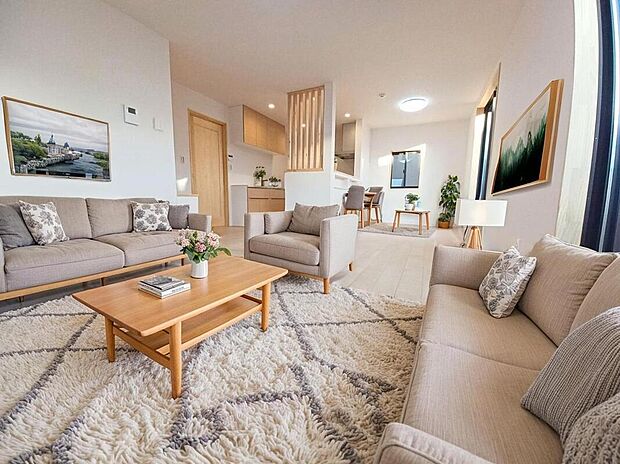 【B号棟LDK】
家具はCGです♪堂々完成！即ご案内可能です♪(令和７年２月１３日撮影)