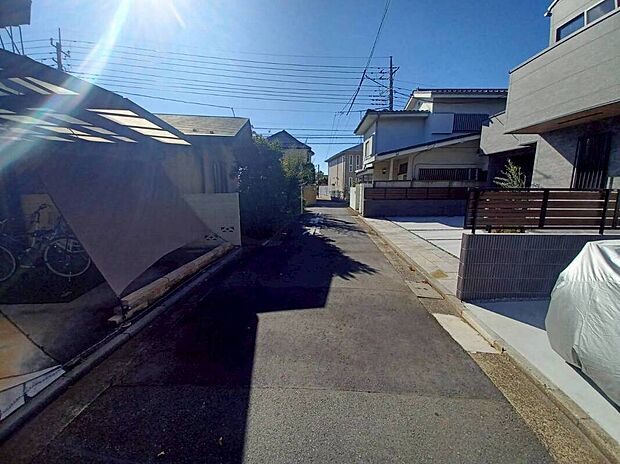 【前面道路含む現地写真】生活彩る吉祥寺が生活圏(令和７年１１月１７日撮影)