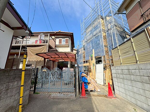 【外観】モデルハウスのご案内や建物プレゼンテーションも承りますので、お気軽にお申し付けください。