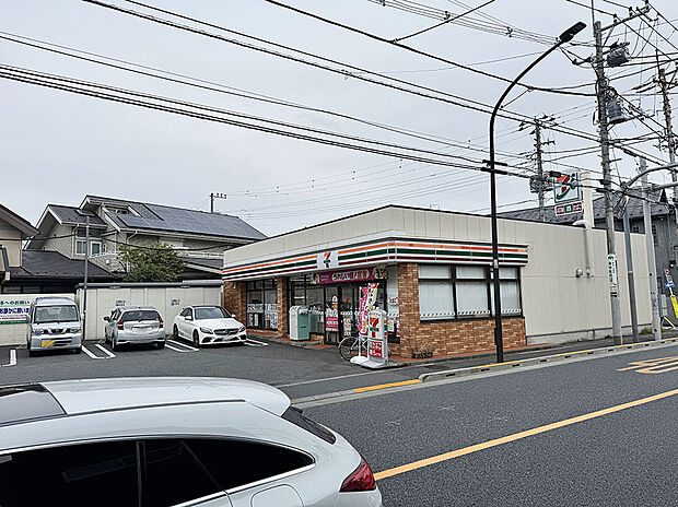 セブンイレブン西荻南2丁目店（約554m）