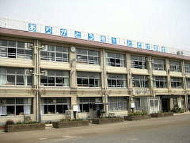 練馬区立南町小学校（約436m）