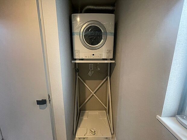 【施工例】■モデルハウスのご案内や、ショールームにてキッチン等水回り設備や、フローリング等の建材や外壁材の実物をご覧頂けます
■お気軽にお問合せ下さい