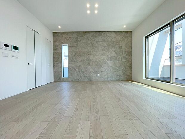 【LDK(2号棟)】ゆったり23帖のLDK