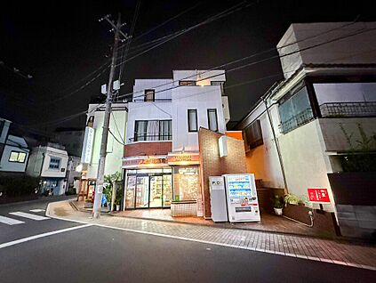 現地